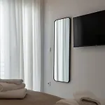 The White House Minimal Apartamento Kalamata