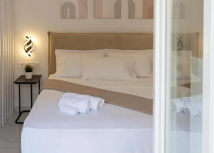 The White House Minimal *