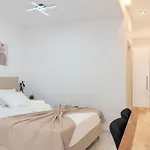 Apartment The White House Minimal *