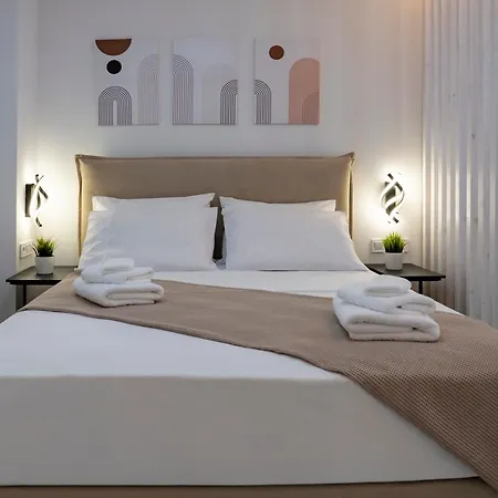 The White House Minimal Apartman