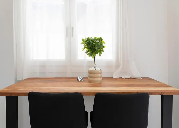 The White House Minimal Apartment Kalamata